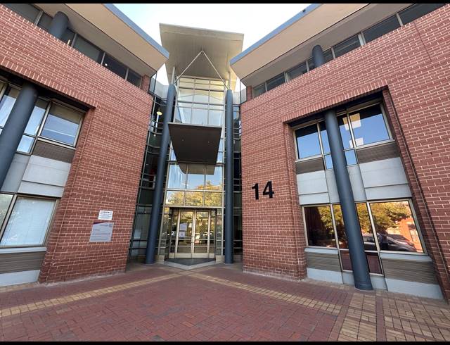 574M² OFFICE TO LET IN WOODMEAD